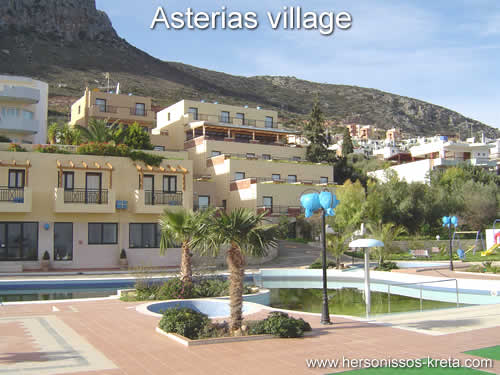 Asterias village chersonissos, op grens van koutouloufari en piscopiano. Fantastisch uitzicht over Hersonissos. Kreta Hersonissos