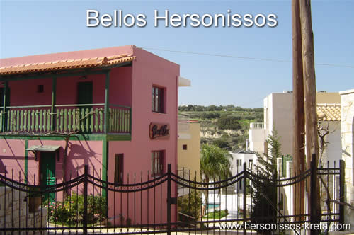 Appartementen bellos in Hersonissos, Chersonissos. Mooi gelegen net buiten centrum hersonissos, tegen de berghelling richting piscopiano en oud-hersonissos.