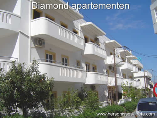 Diamond appartementen Chersonissos Kreta. Vlakbij hoofdstraat en uitgaanscentrum.