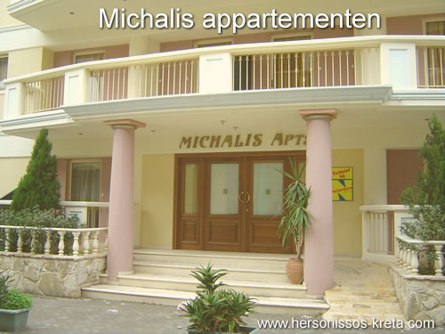 Michalis appartementen, hersonissos chersonissos.aan de hoofdstraat van hersonissos. Mooie ligging vlakbij star beach en uitgaanscentrum.