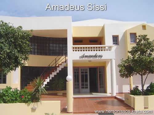 Amadeus Sissi. Mooi appartementencomplex, 5 minuten van strand, vrij rustig gelegen.