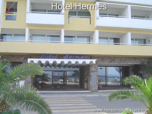 Hotel Hermes, groot hotel in Agios nikolaos, uitkijkend over de baai van mirabello. Vlakbij oude centrum en bodemloze meertje.