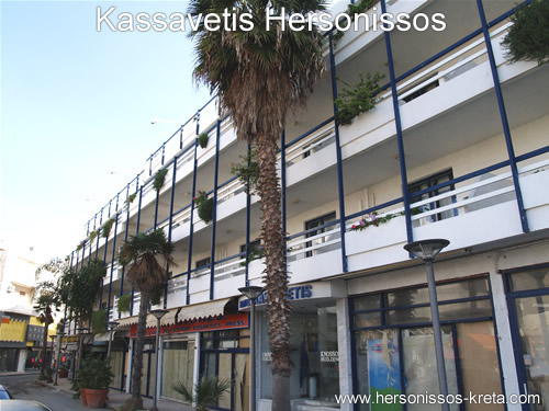 Kassavetis in Chersonissos, groot hotel in centrum Hersonissos. Vlak aan zee, alles in de buurt.