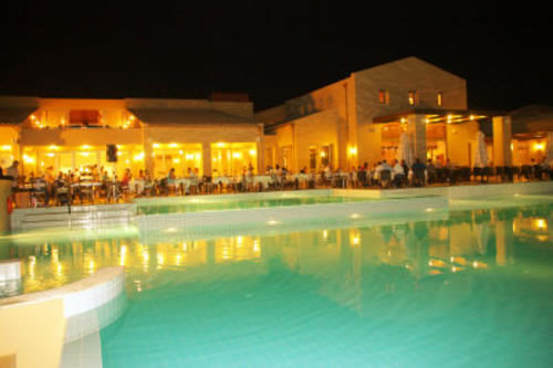 Village heights, club greece, hersonissos, golf resort. chersonissos. In de heuvels van hersonissos, prachtige ligging.